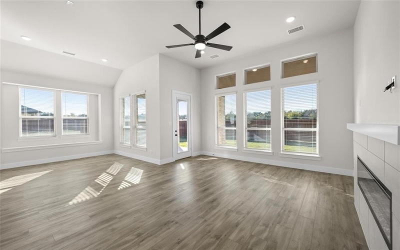 1813 River Hills Court, Midlothian, TX 76065, 4 Bedrooms Bedrooms, ,3 BathroomsBathrooms,Residential,For Sale,1813 River Hills Court,20726466