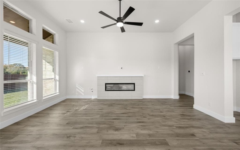 1813 River Hills Court, Midlothian, TX 76065, 4 Bedrooms Bedrooms, ,3 BathroomsBathrooms,Residential,For Sale,1813 River Hills Court,20726466