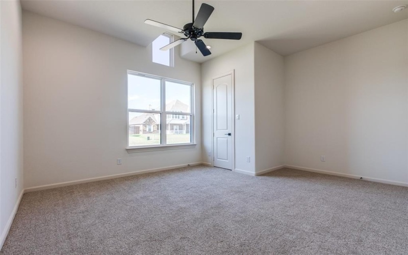 1140 Macgregor Lane, Gunter, TX 75058, 4 Bedrooms Bedrooms, ,5 BathroomsBathrooms,Residential,For Sale,1140 Macgregor Lane,20729041