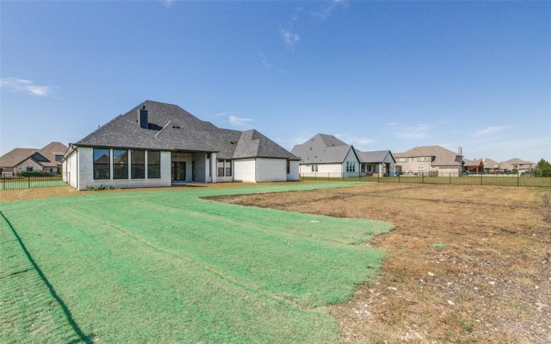 1140 Macgregor Lane, Gunter, TX 75058, 4 Bedrooms Bedrooms, ,5 BathroomsBathrooms,Residential,For Sale,1140 Macgregor Lane,20729041