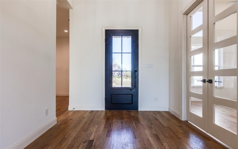 1140 Macgregor Lane, Gunter, TX 75058, 4 Bedrooms Bedrooms, ,5 BathroomsBathrooms,Residential,For Sale,1140 Macgregor Lane,20729041