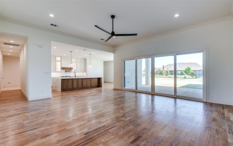 1140 Macgregor Lane, Gunter, TX 75058, 4 Bedrooms Bedrooms, ,5 BathroomsBathrooms,Residential,For Sale,1140 Macgregor Lane,20729041