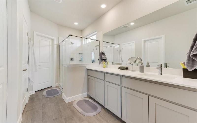135 Lunayena Road, Rhome, TX 76078, 4 Bedrooms Bedrooms, ,2 BathroomsBathrooms,Residential,For Sale,135 Lunayena Road,20729650