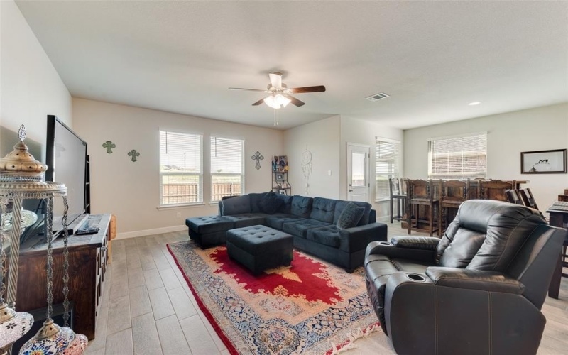 135 Lunayena Road, Rhome, TX 76078, 4 Bedrooms Bedrooms, ,2 BathroomsBathrooms,Residential,For Sale,135 Lunayena Road,20729650