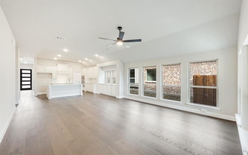 1510 Latimer Court, Trenton, TX 75490, 4 Bedrooms Bedrooms, ,3 BathroomsBathrooms,Residential,For Sale,1510 Latimer Court,0,20730097
