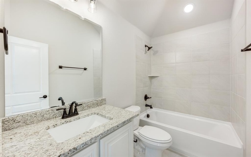 1510 Latimer Court, Trenton, TX 75490, 4 Bedrooms Bedrooms, ,3 BathroomsBathrooms,Residential,For Sale,1510 Latimer Court,0,20730097