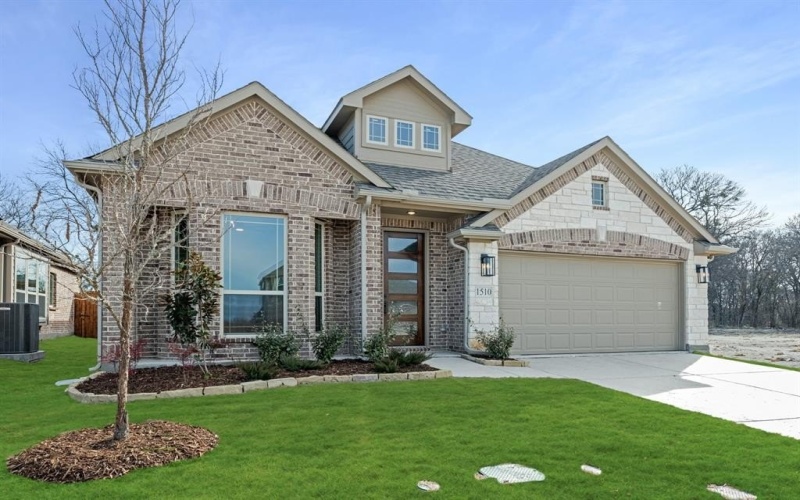 1510 Latimer Court, Trenton, TX 75490, 4 Bedrooms Bedrooms, ,3 BathroomsBathrooms,Residential,For Sale,1510 Latimer Court,0,20730097