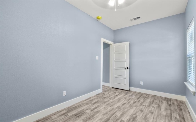 3615 Atlanta Street, Dallas, TX 75215, 4 Bedrooms Bedrooms, ,2 BathroomsBathrooms,Residential,For Sale,3615 Atlanta Street,20735740