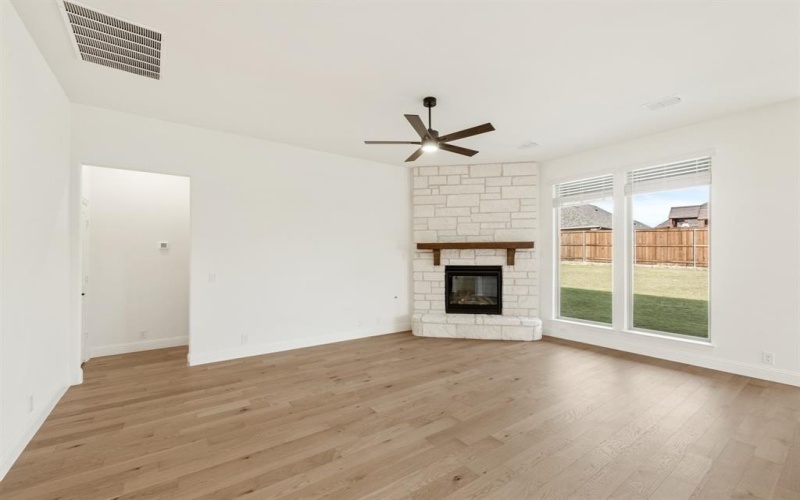 121 Verbena Ridge Drive, Fort Worth, TX 76131, 4 Habitaciones Habitaciones , ,2 BañosBaños,Residential,En Venta,121 Verbena Ridge Drive,20748287