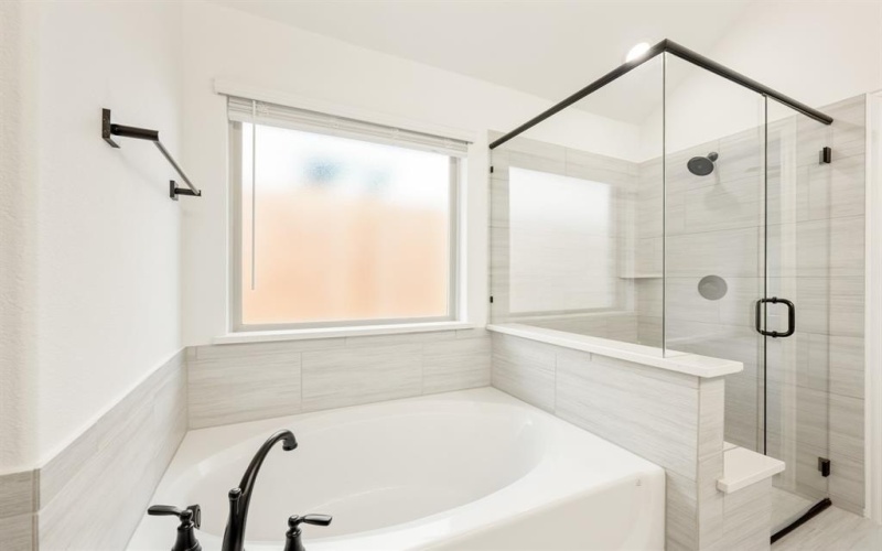 121 Verbena Ridge Drive, Fort Worth, TX 76131, 4 Habitaciones Habitaciones , ,2 BañosBaños,Residential,En Venta,121 Verbena Ridge Drive,20748287