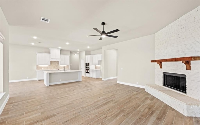 4049 Alpine Street, Midlothian, TX 76065, 3 Bedrooms Bedrooms, ,2 BathroomsBathrooms,Residential,For Sale,4049 Alpine Street,20736506