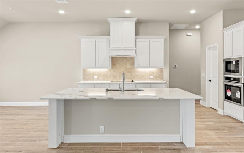 4049 Alpine Street, Midlothian, TX 76065, 3 Bedrooms Bedrooms, ,2 BathroomsBathrooms,Residential,For Sale,4049 Alpine Street,20736506