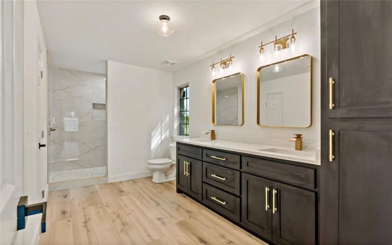306 Sunset, Roxton, TX 75477, 3 Bedrooms Bedrooms, ,2 BathroomsBathrooms,Residential,For Sale,306 Sunset,20737052