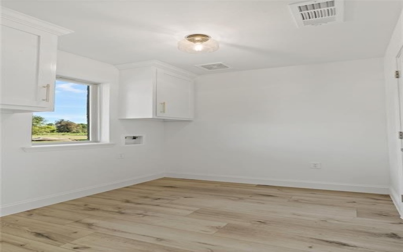 306 Sunset, Roxton, TX 75477, 3 Bedrooms Bedrooms, ,2 BathroomsBathrooms,Residential,For Sale,306 Sunset,20737052