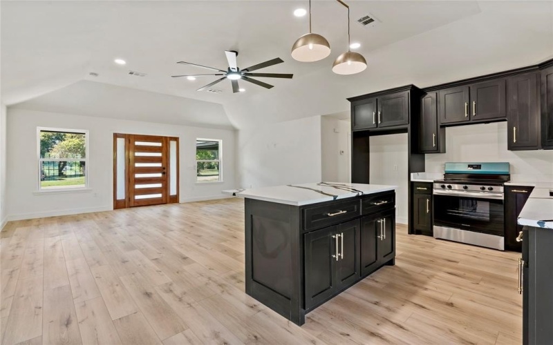 306 Sunset, Roxton, TX 75477, 3 Bedrooms Bedrooms, ,2 BathroomsBathrooms,Residential,For Sale,306 Sunset,20737052