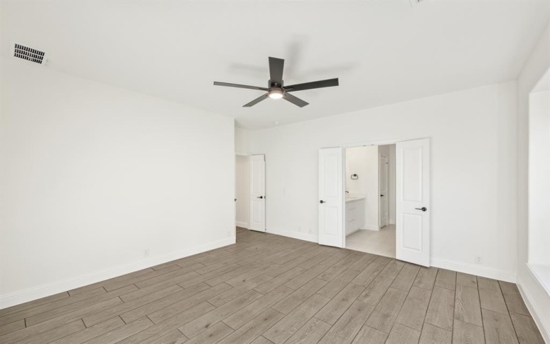 9500 Pepper Grass Drive, Fort Worth, TX 76131, 5 Habitaciones Habitaciones , ,3 BañosBaños,Residential,En Venta,9500 Pepper Grass Drive,20737247