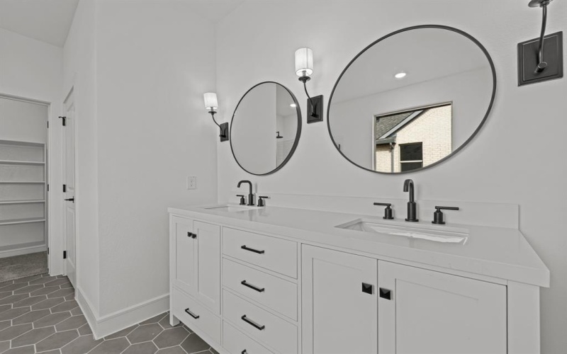 1208 Watercrest Street, Forney, TX 75126, 3 Habitaciones Habitaciones , ,2 BañosBaños,Residential,En Venta,1208 Watercrest Street,20748561