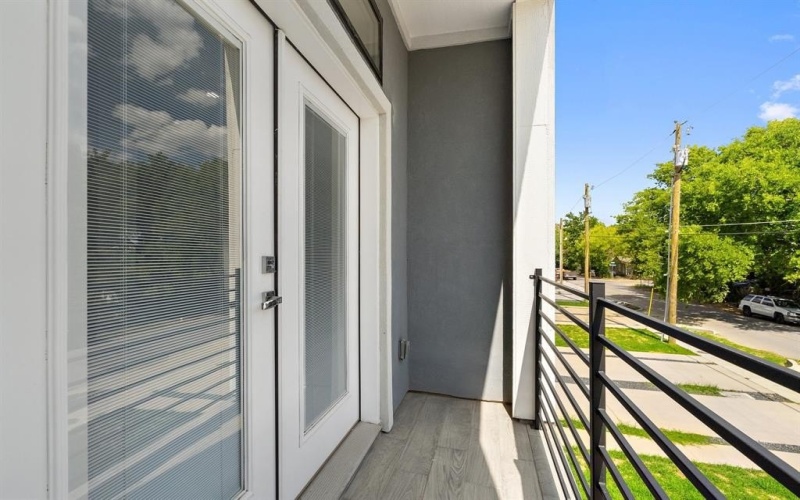 2507 Crossman Avenue, Dallas, TX 75212, 4 Bedrooms Bedrooms, ,5 BathroomsBathrooms,Residential,For Sale,2507 Crossman Avenue,20748677