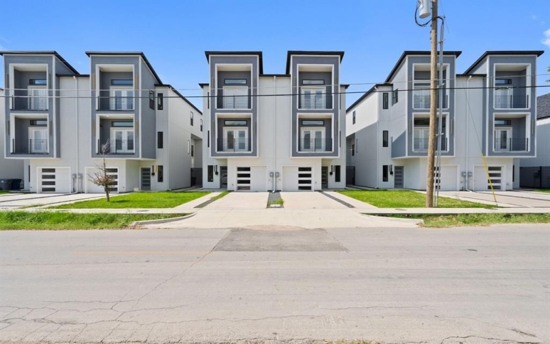 2507 Crossman Avenue, Dallas, TX 75212, 4 Bedrooms Bedrooms, ,5 BathroomsBathrooms,Residential,For Sale,2507 Crossman Avenue,20748677