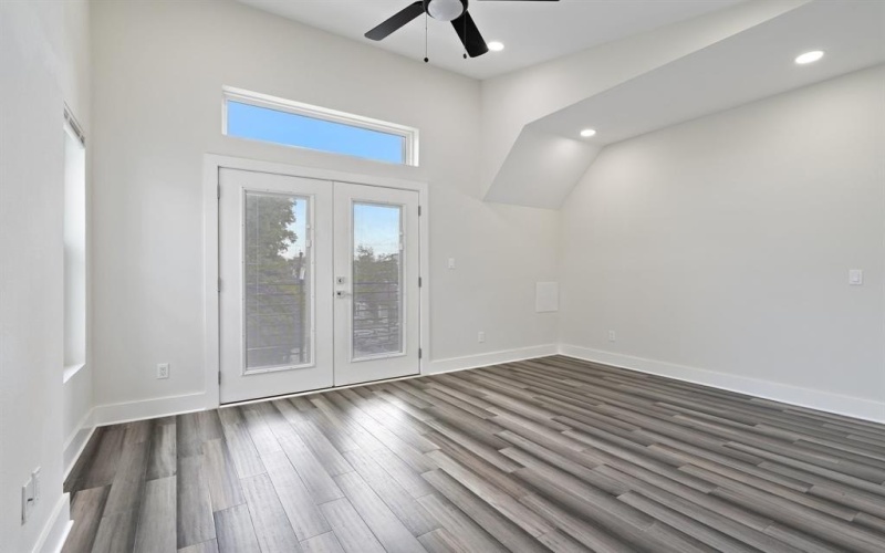 2507 Crossman Avenue, Dallas, TX 75212, 4 Bedrooms Bedrooms, ,5 BathroomsBathrooms,Residential,For Sale,2507 Crossman Avenue,20748677