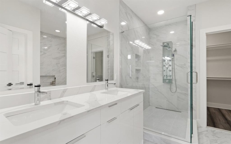 2507 Crossman Avenue, Dallas, TX 75212, 4 Bedrooms Bedrooms, ,5 BathroomsBathrooms,Residential,For Sale,2507 Crossman Avenue,20748677