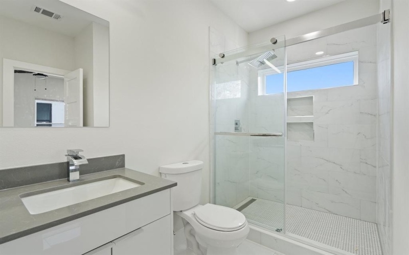2507 Crossman Avenue, Dallas, TX 75212, 4 Bedrooms Bedrooms, ,5 BathroomsBathrooms,Residential,For Sale,2507 Crossman Avenue,20748677