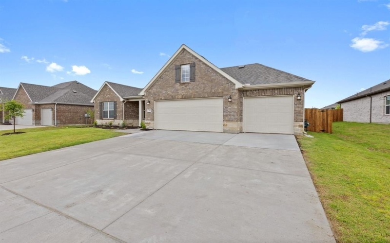 211 Briarwood Drive, Nevada, TX 75173, 4 Habitaciones Habitaciones , ,2 BañosBaños,Residential,En Venta,211 Briarwood Drive,20748822