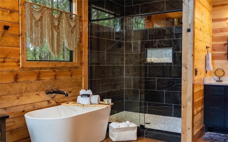 69 Bear Elm Trail, Broken Bow, OK 74728, 1 Bedroom Bedrooms, ,1 BathroomBathrooms,Residential,For Sale,69 Bear Elm Trail,20737633
