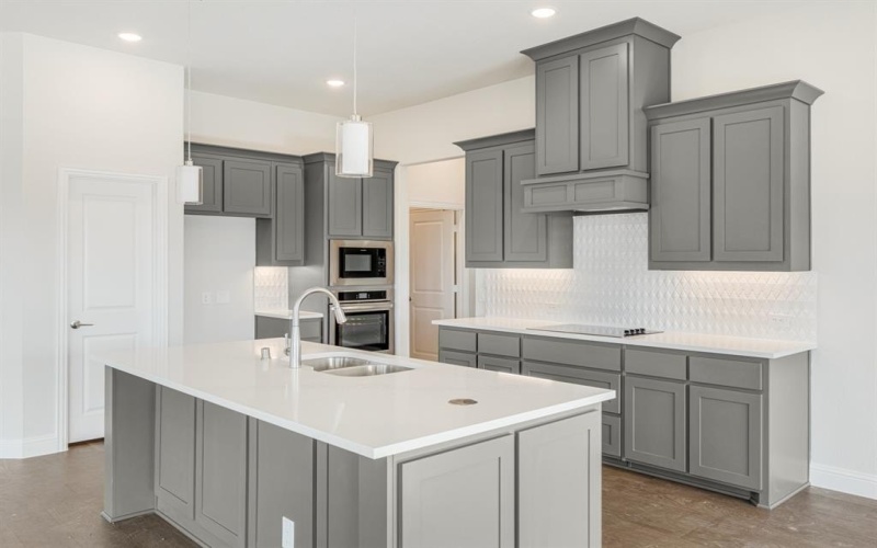 5402 Rowlan Row, Midlothian, TX 76065, 4 Bedrooms Bedrooms, ,3 BathroomsBathrooms,Residential,For Sale,5402 Rowlan Row,20749067