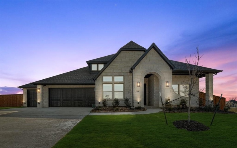 5402 Rowlan Row, Midlothian, TX 76065, 4 Bedrooms Bedrooms, ,3 BathroomsBathrooms,Residential,For Sale,5402 Rowlan Row,20749067