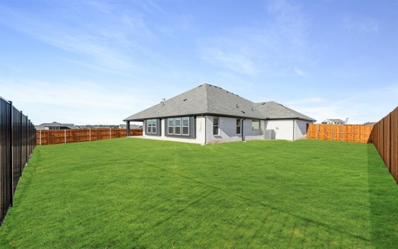 5402 Rowlan Row, Midlothian, TX 76065, 4 Bedrooms Bedrooms, ,3 BathroomsBathrooms,Residential,For Sale,5402 Rowlan Row,20749067