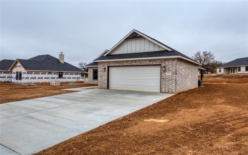 1615 W College Street, Jacksboro, TX 76458, 3 Bedrooms Bedrooms, ,2 BathroomsBathrooms,Residential,For Sale,1615 W College Street,20738210