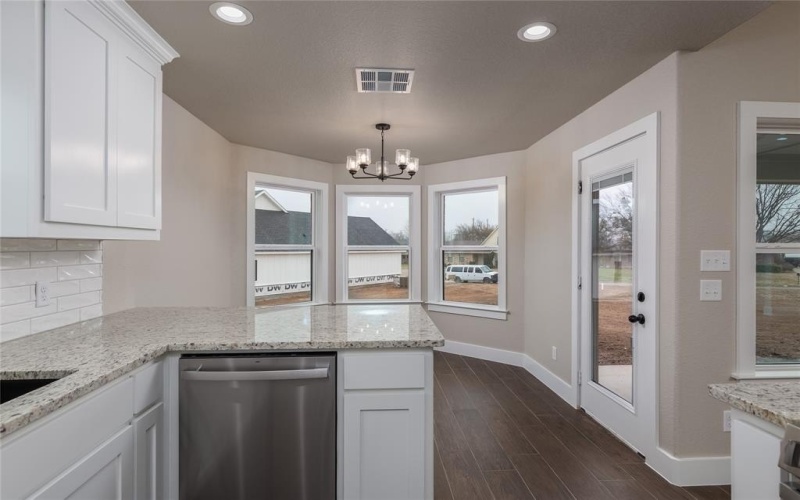 210 Prairie Street, Jacksboro, TX 76458, 3 Habitaciones Habitaciones , ,2 BañosBaños,Residential,En Venta,210 Prairie Street,20738231