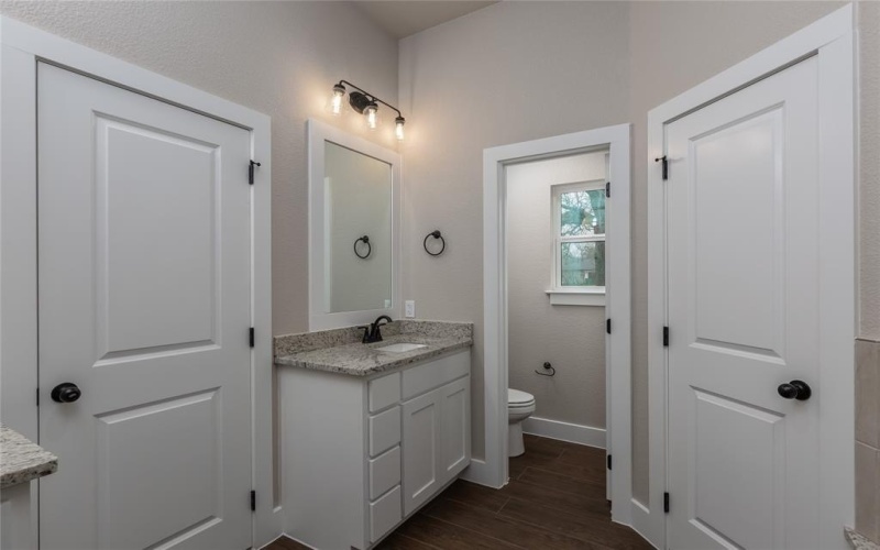 210 Prairie Street, Jacksboro, TX 76458, 3 Habitaciones Habitaciones , ,2 BañosBaños,Residential,En Venta,210 Prairie Street,20738231