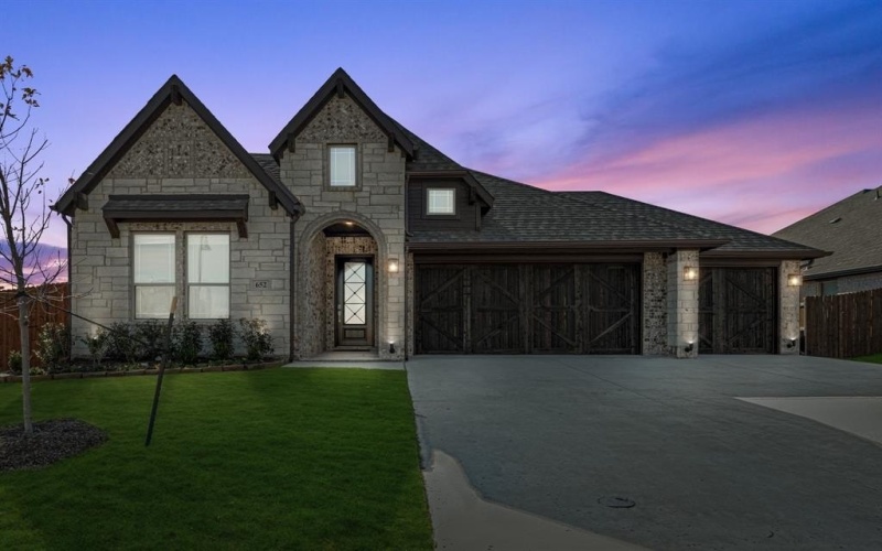 652 Sirius Drive, Waxahachie, TX 75165, 3 Bedrooms Bedrooms, ,2 BathroomsBathrooms,Residential,For Sale,652 Sirius Drive,20738254