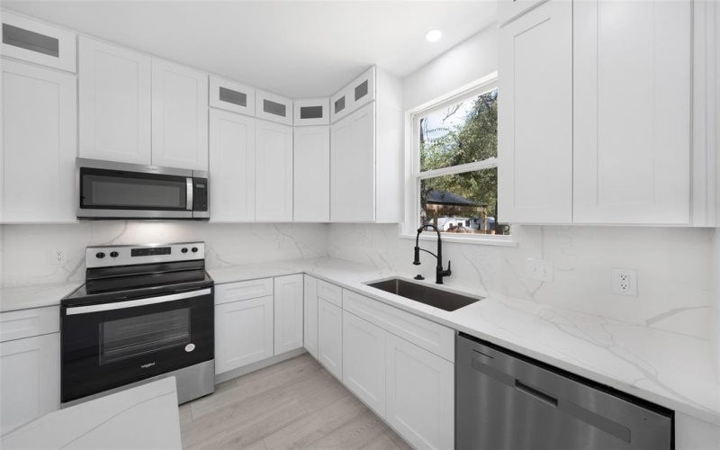 612 Lamar Street, Sulphur Springs, TX 75482, 3 Bedrooms Bedrooms, ,2 BathroomsBathrooms,Residential,For Sale,612 Lamar Street,20738572