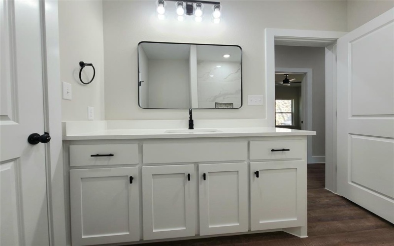 1710 W Parnell, Denison, TX 75020, 3 Habitaciones Habitaciones , ,2 BañosBaños,Residential,En Venta,1710 W Parnell,20749975