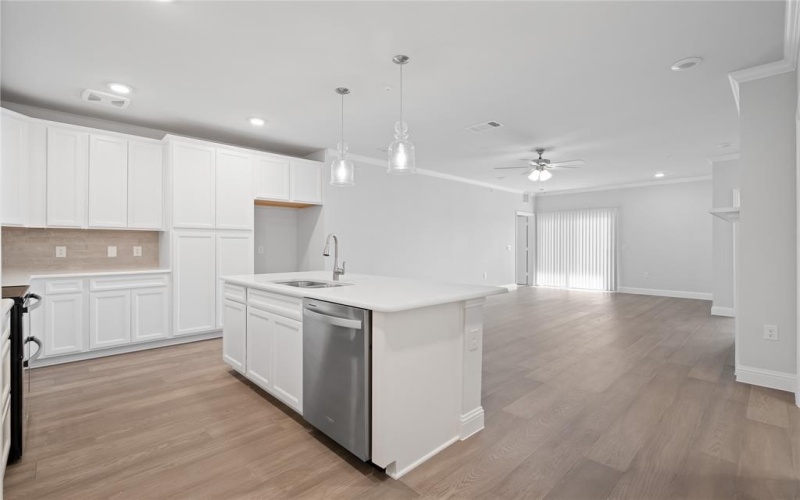 651 N Watters Road #4303, Allen, TX 75013, 2 Bedrooms Bedrooms, ,2 BathroomsBathrooms,Residential,For Sale,651 N Watters Road,20738752