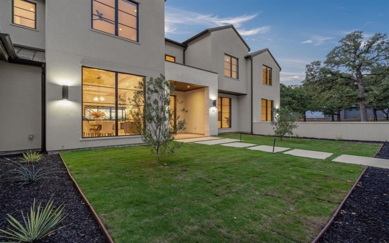 310 Shady Oaks Drive, Southlake, TX 76092, 6 Habitaciones Habitaciones , ,9 BañosBaños,Residential,En Venta,310 Shady Oaks Drive,20740283