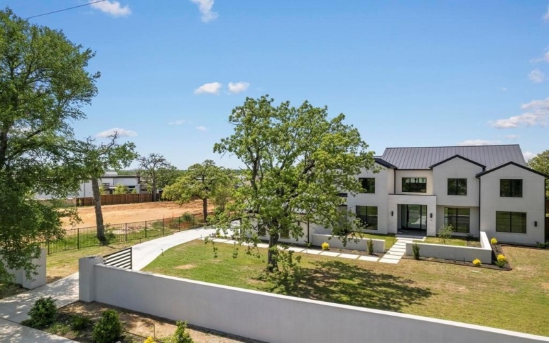 310 Shady Oaks Drive, Southlake, TX 76092, 6 Habitaciones Habitaciones , ,9 BañosBaños,Residential,En Venta,310 Shady Oaks Drive,20740283