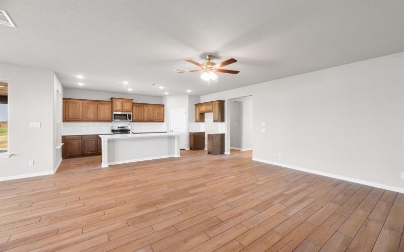2609 Witness Tree Road, Oak Ridge, TX 75161, 4 Bedrooms Bedrooms, ,2 BathroomsBathrooms,Residential,For Sale,2609 Witness Tree Road,20740511