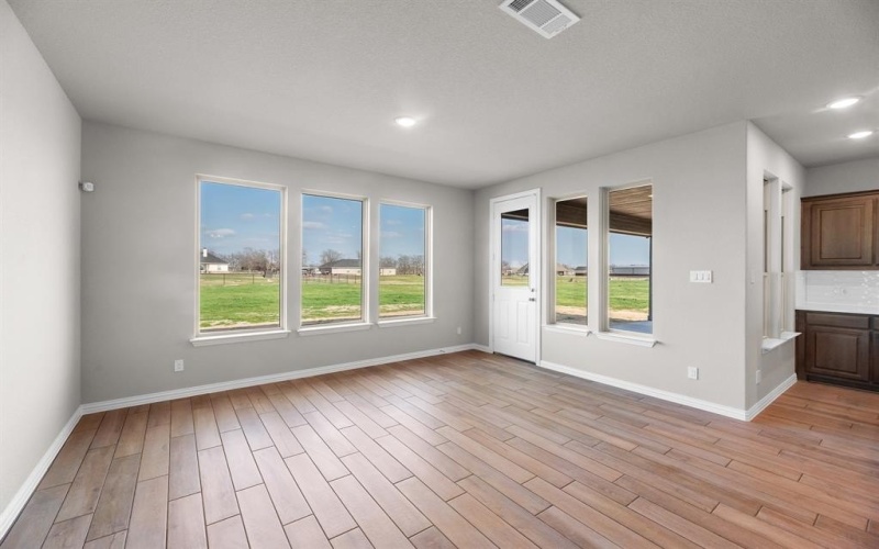 2609 Witness Tree Road, Oak Ridge, TX 75161, 4 Bedrooms Bedrooms, ,2 BathroomsBathrooms,Residential,For Sale,2609 Witness Tree Road,20740511