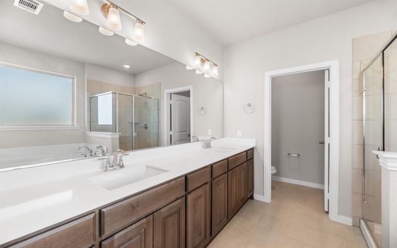 2609 Witness Tree Road, Oak Ridge, TX 75161, 4 Bedrooms Bedrooms, ,2 BathroomsBathrooms,Residential,For Sale,2609 Witness Tree Road,20740511