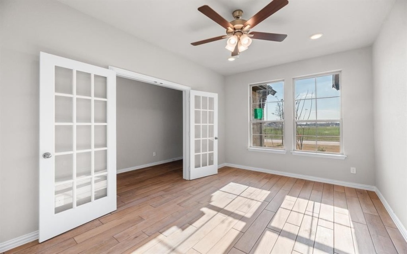 2609 Witness Tree Road, Oak Ridge, TX 75161, 4 Bedrooms Bedrooms, ,2 BathroomsBathrooms,Residential,For Sale,2609 Witness Tree Road,20740511