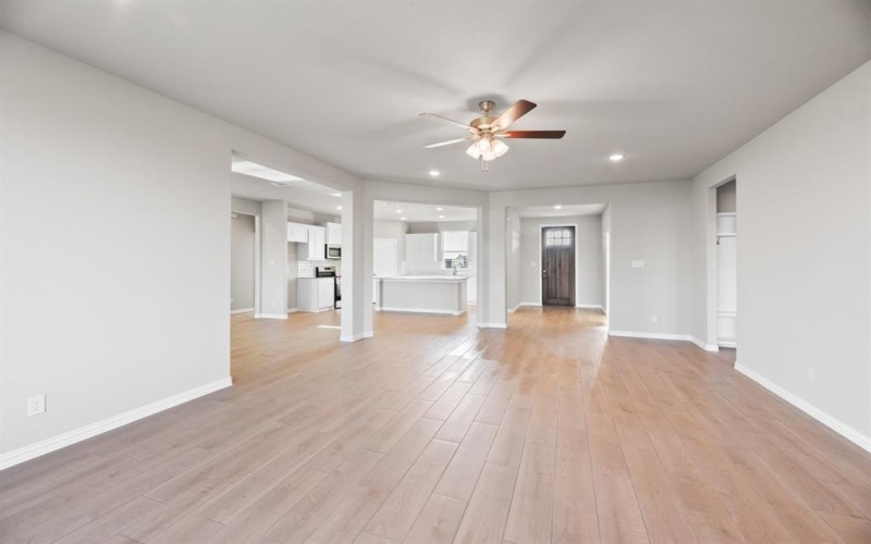 2605 Witness Tree Road, Oak Ridge, TX 75161, 3 Bedrooms Bedrooms, ,2 BathroomsBathrooms,Residential,For Sale,2605 Witness Tree Road,20740526