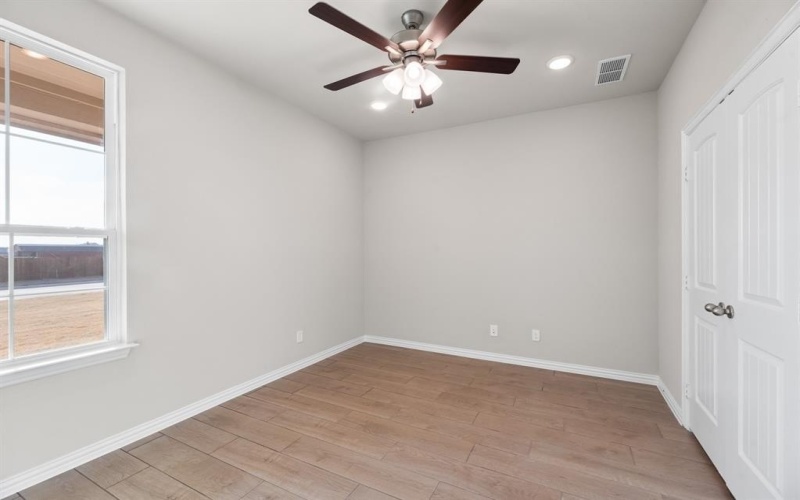 2605 Witness Tree Road, Oak Ridge, TX 75161, 3 Bedrooms Bedrooms, ,2 BathroomsBathrooms,Residential,For Sale,2605 Witness Tree Road,20740526