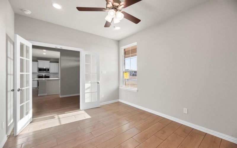 2605 Witness Tree Road, Oak Ridge, TX 75161, 3 Bedrooms Bedrooms, ,2 BathroomsBathrooms,Residential,For Sale,2605 Witness Tree Road,20740526
