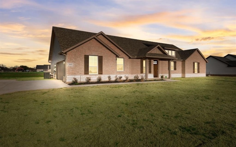 2605 Witness Tree Road, Oak Ridge, TX 75161, 3 Bedrooms Bedrooms, ,2 BathroomsBathrooms,Residential,For Sale,2605 Witness Tree Road,20740526