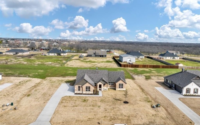 2615 Witness Tree Road, Oak Ridge, TX 75161, 3 Bedrooms Bedrooms, ,2 BathroomsBathrooms,Residential,For Sale,2615 Witness Tree Road,20740538