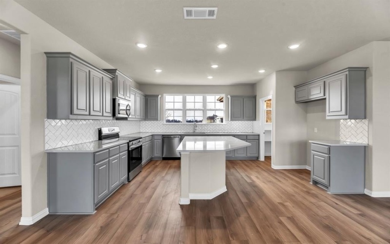 2615 Witness Tree Road, Oak Ridge, TX 75161, 3 Bedrooms Bedrooms, ,2 BathroomsBathrooms,Residential,For Sale,2615 Witness Tree Road,20740538